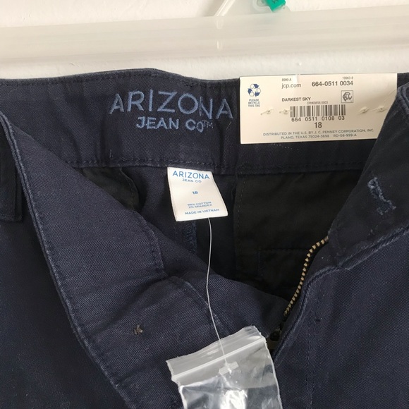 Arizona Navy Bermuda Shorts - Picture 2 of 4